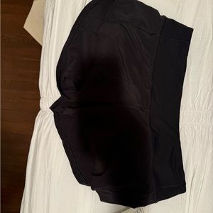 Lululemon - Speed Up Low-Rise Lined short 2.5 - Size 6 - Black - NWT